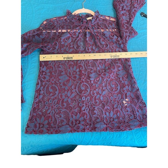 Willow & Clay Purple Navy High Neck All‎ Lace Shirt Ruffle Cuffs Size XSmall - Picture 10 of 13